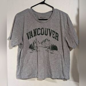 Rebellious One 'Vancouver' Crop Tee XL
